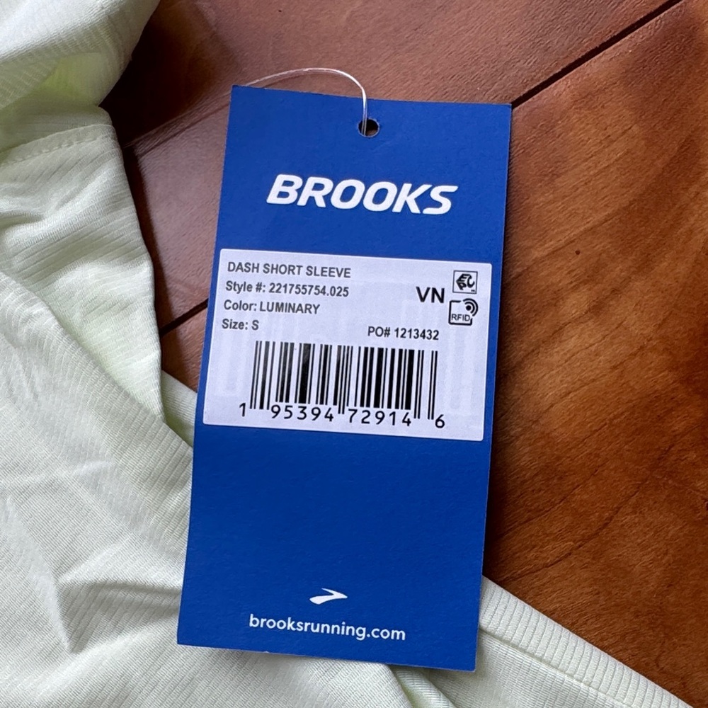 Brooks Running Bundle - Small - Picture 9 of 10